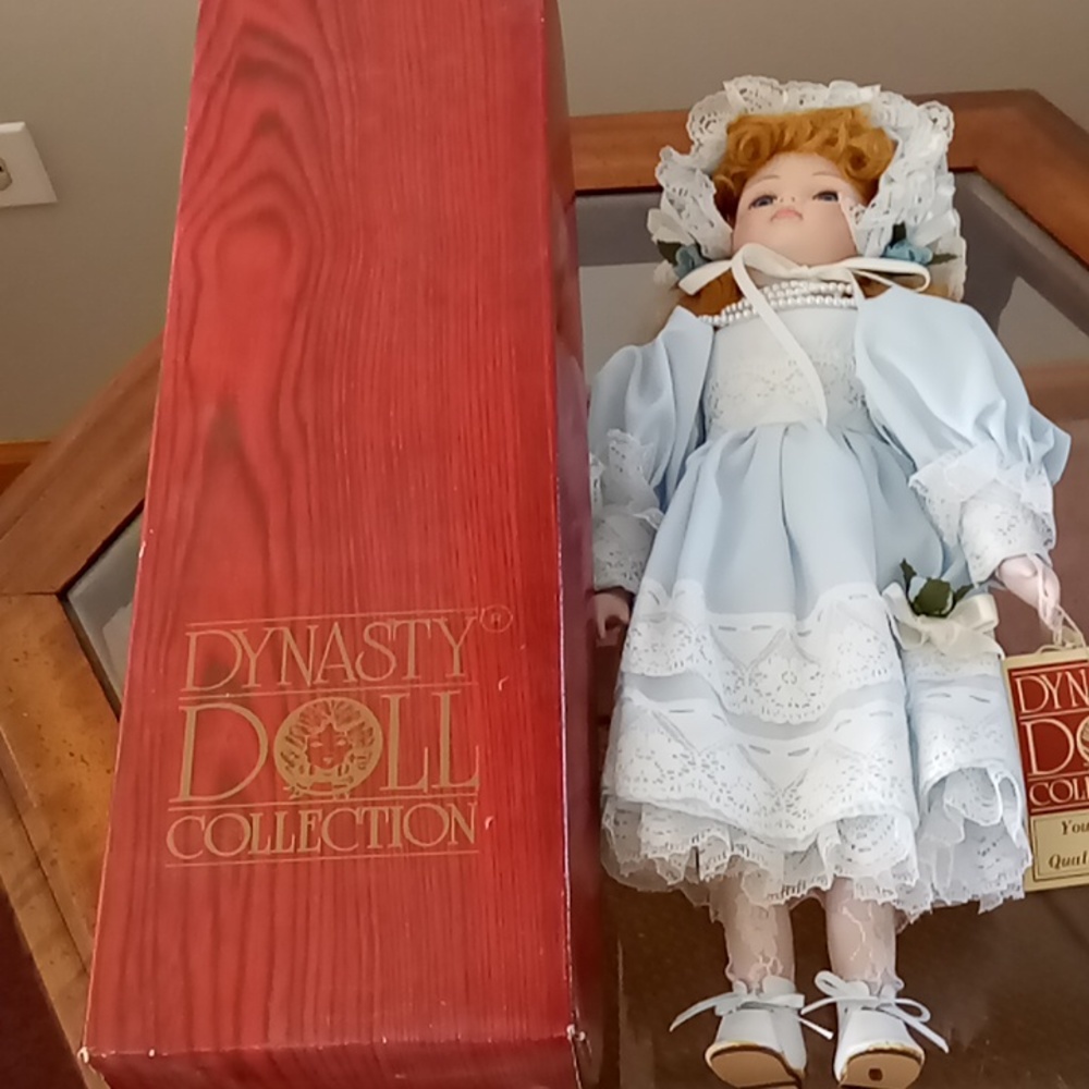 NWT Vintage Porcelain Doll - Picture 5 of 9